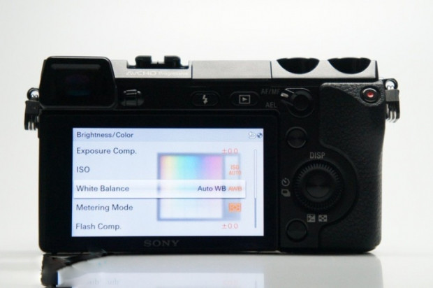 Sony NEX-7'nin kullanıcı arayüzü - Page 3