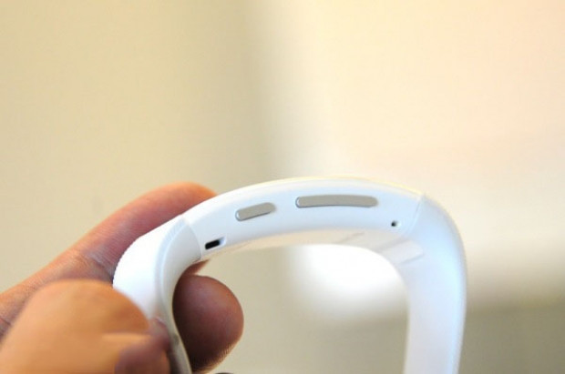 Sony SmartBand Talk ve Sony SmartWatch 3 - Page 2