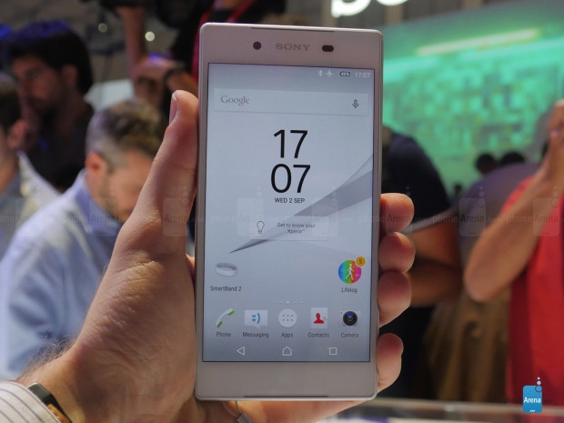 Sony Xperia Z5 akıllı telefonlarının fiyatları ve özellikleri neler? - Page 1