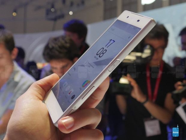 Sony Xperia Z5 akıllı telefonlarının fiyatları ve özellikleri neler? - Page 3