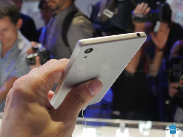 Sony Xperia Z5 akıllı telefonlarının fiyatları ve özellikleri neler? - Page 4