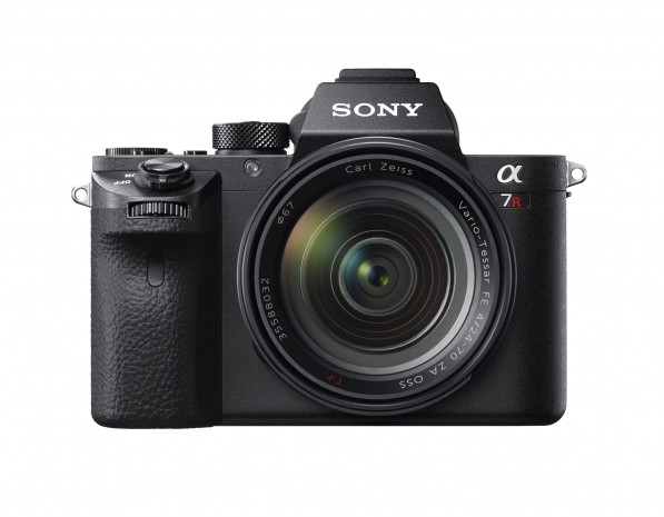 Sony'den iddialı fotoğraf makinesi - Page 2