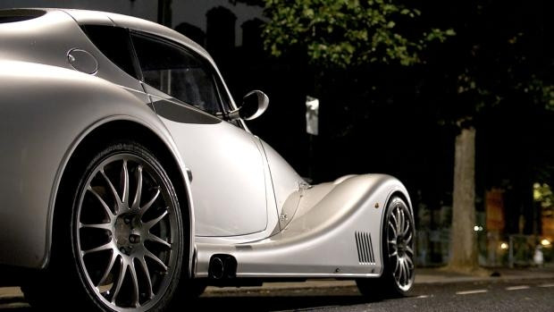 Steampunk: Morgan Aero Coupe - Page 4