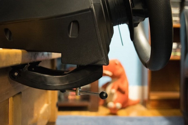 Thrustmaster en T300RS dümen seti - Page 4