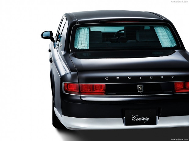 Toyota Century 2018 - Page 4