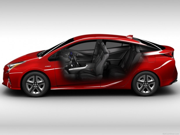 Toyota Prius (2016) - Page 4