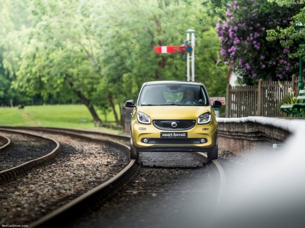 Tren raylarında gidebilen otomobil ''Forrail'' - Page 4