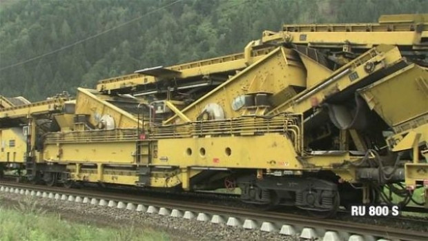 Tren raylarının nasıl döşendiğini hiç merak ettiniz mi? - Page 4