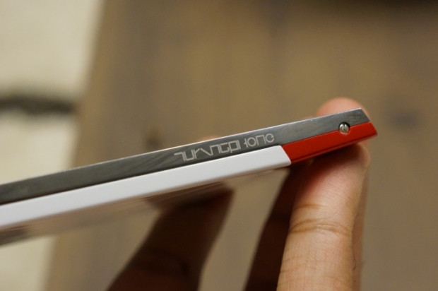 Turing Phone'un renk ve model seçenekleri - Page 2
