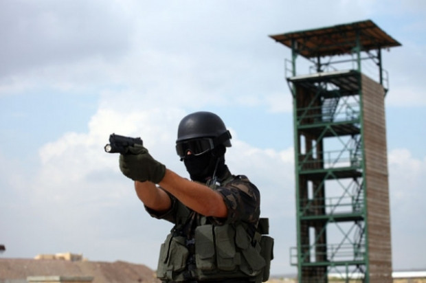 Türk polisinin silahları böyle yapılıyor! - Page 2