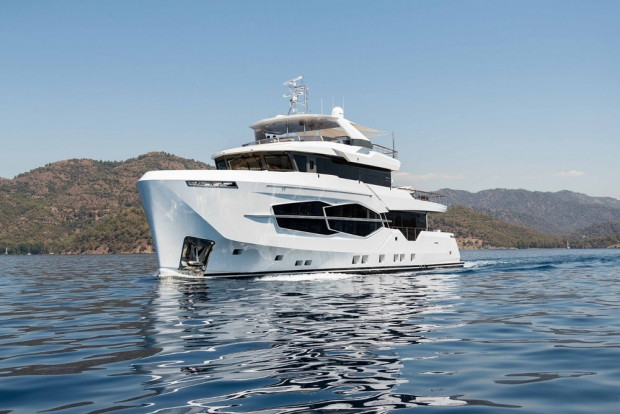 Türk tersanesi ilk 32 metrelik Numarine (105 ft) keşif yatını tanıttı - Page 2