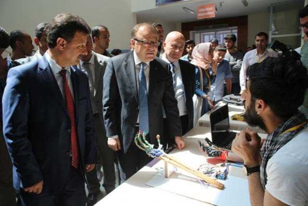 Tuzak bombaları imha için robot el yaptılar! - Page 3