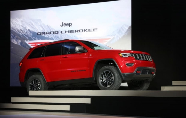 Uluslararası Otomobil Fuarı'nda yeni 2017 Grand Cherokee rüzgarı esti - Page 1