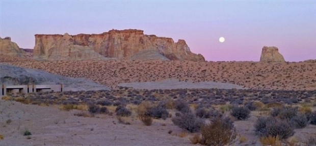 Utah çölünün ortasında lüksün doruklarında bir yer - Page 1