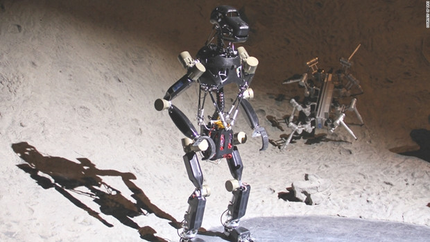 Uzaya gönderilecek robot maymunlar - Page 3