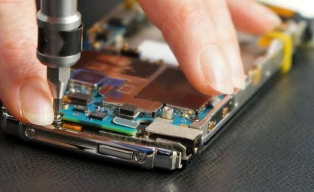 Vertu,15 bin dolarlık telefonu böyle üretiyor! - Page 4