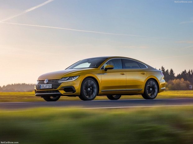 Volkswagen Arteon R-Line 2018 - Page 1