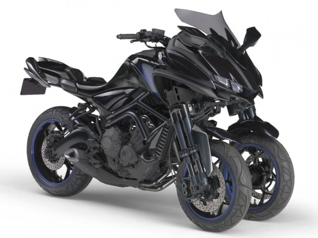 Yamaha'nın 850cc üç tekerlekli konsept - Page 1