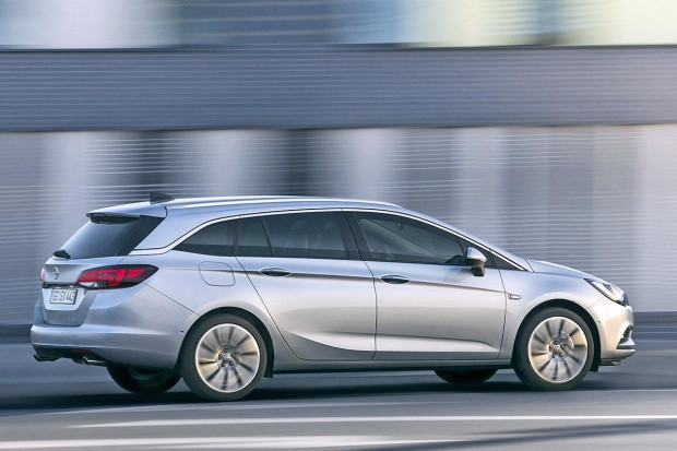 Yeni Opel Astra Sports Tourer - Page 3