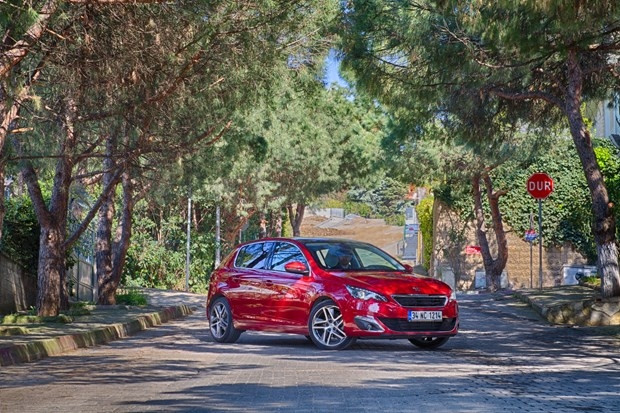 Yeni Peugeot 308 daha tutumlu, daha atik - Page 3