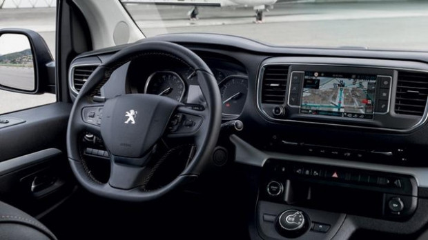 Yeni Peugeot Expert Traveller, bu ay itibarıyla Türkiye’de - Page 3
