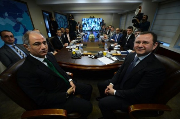 Yeni sürücü belgeleri basına tanıtıldı - Page 1