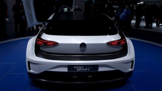 Yeni Volkswagen Golf - Page 1