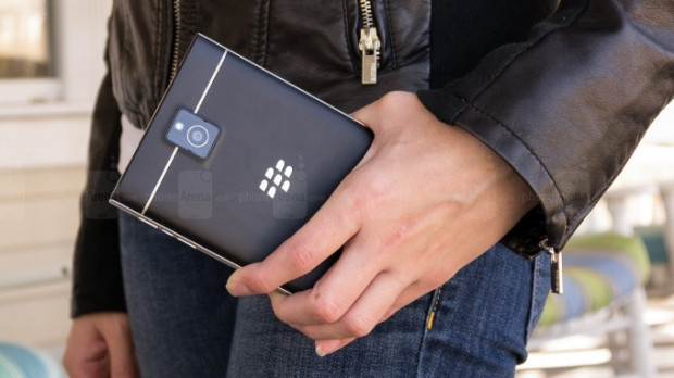 Yeniden tasarlanmayı hak eden 10 eski telefon - Page 4
