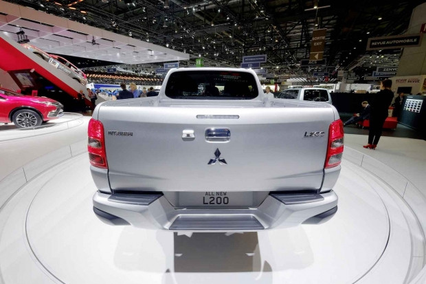 Yılın Pick-up Modeli 2016 Mitsubishi L200 Oldu - Page 2