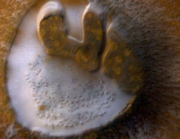 Yüksek çözünürlüklü kamera HiRISE ile Mars - Page 2