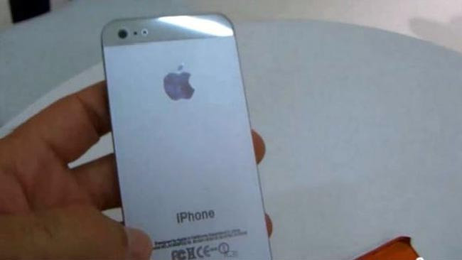 1346703543_iphone-5-mockup.jpg