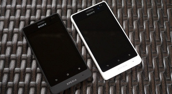 1349796430_xperiago1.jpg