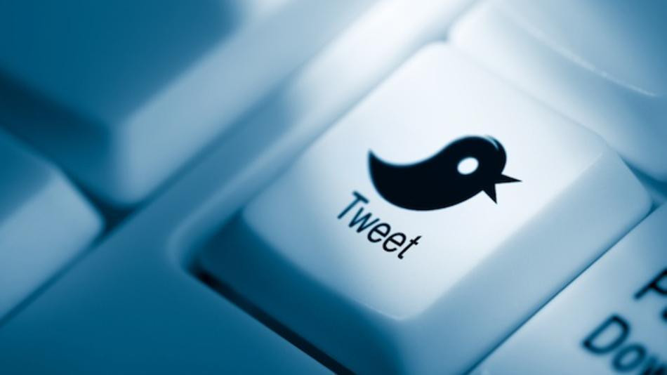 1359976943_how-to-email-tweets-directly-from-twitter-s-website-692a5ff817.jpg 1359976943_how-to-email-tweets-directly-from-twitter-s-website-692a5ff817.jpg