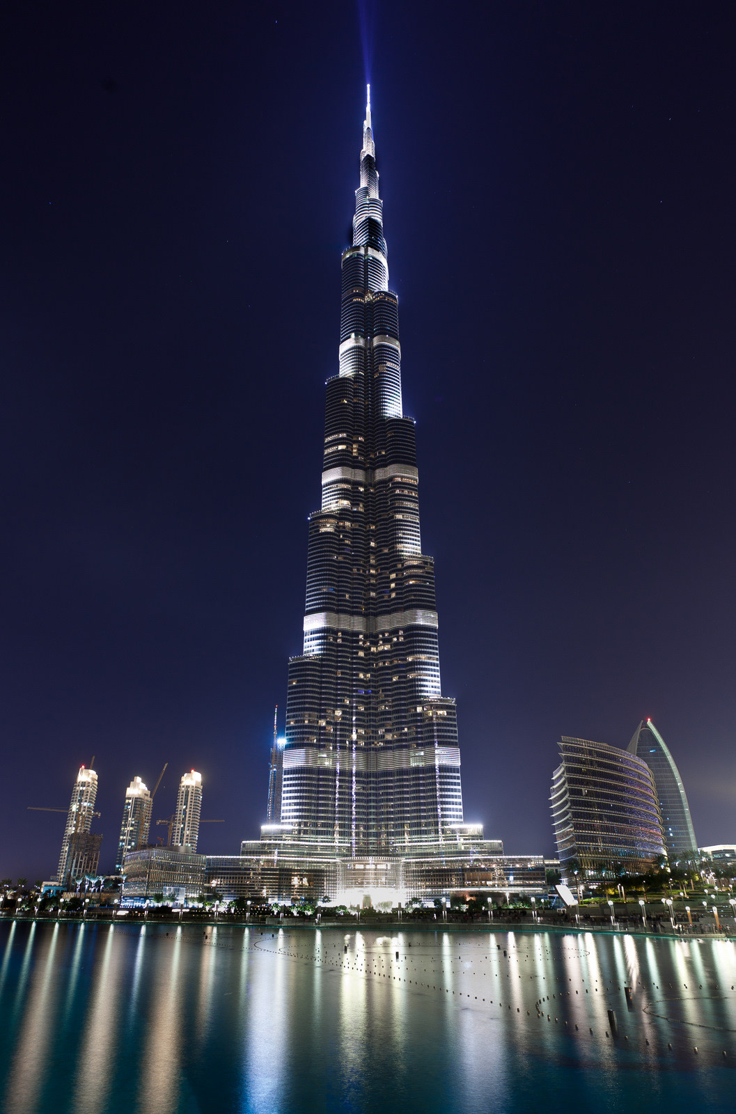 1372228145_burj-khalifa.jpg