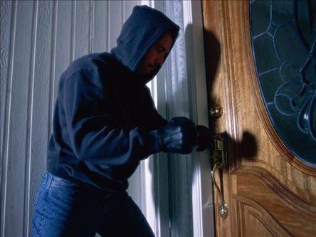 Facebook hırsızı yakalattı - Resim: 0