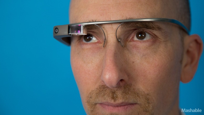 1377363022_google-glass-1-of-12.jpg