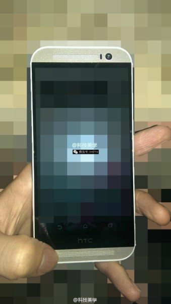 1394018995_all-new-leaked-pictures-of-the-all-new-htc-one-1.jpg