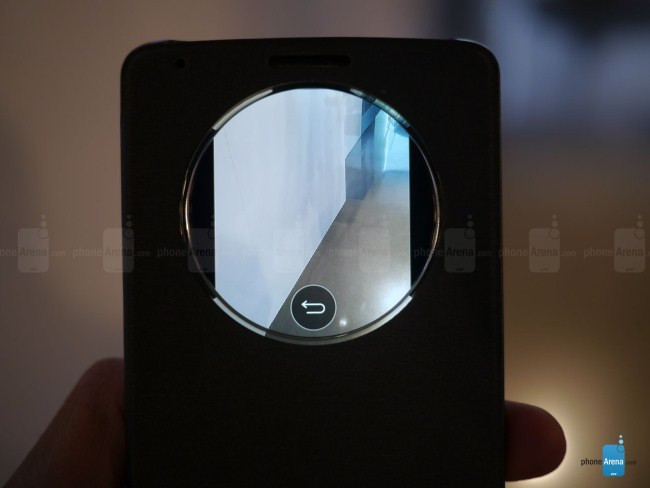 1401247903_lg-g3-quickcircle-case-and-ui-12.jpg