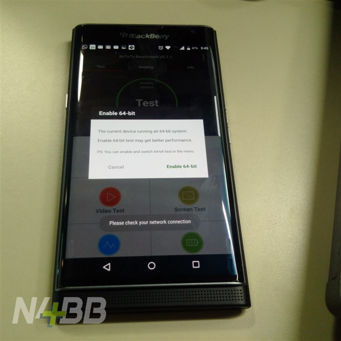 1444113898_blackberry-priv-leaked-hands-on-photos-plus-official-images-1.jpg