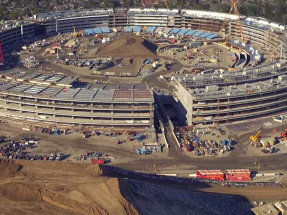 1457364644_apple-spaceship-hq.png