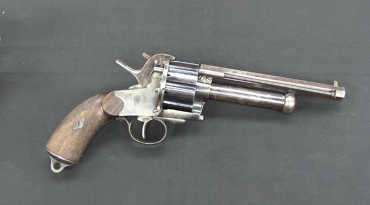 1471180567_6-lemat-grapeshot-revolver.jpg