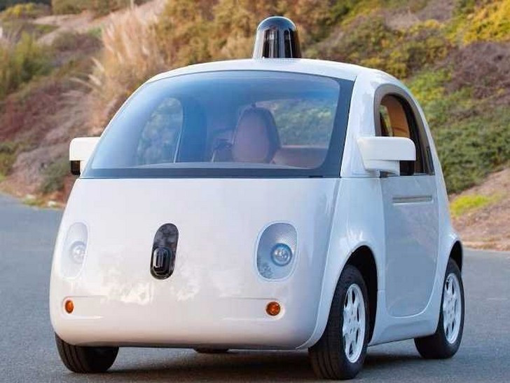 1471369270_fully-driverless-cars-will-be-on-the-road-in-5-years.jpg