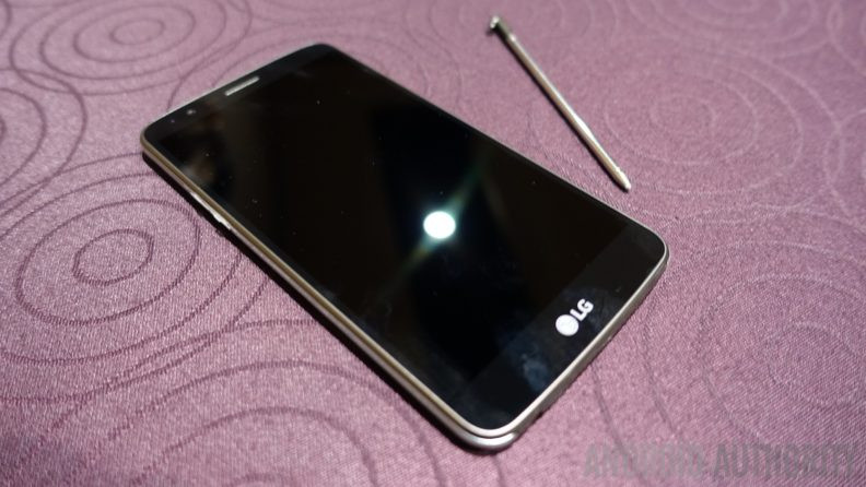 1483536502_lg-stylo-3-hands-on-ces-2017-front-792x446.jpg